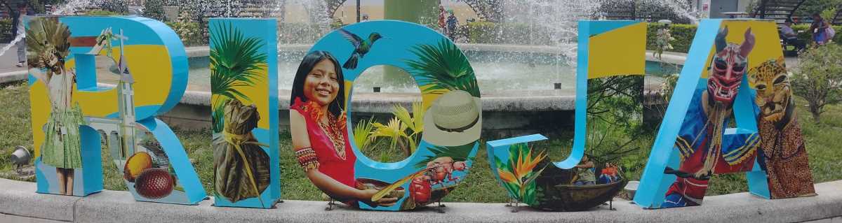 rioja-sign.jpg The Rioja city-name sign is in the Plaza de Armas.