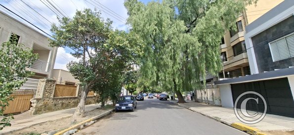 Calle Luis Quintin Vila from Av Ramon Rivero