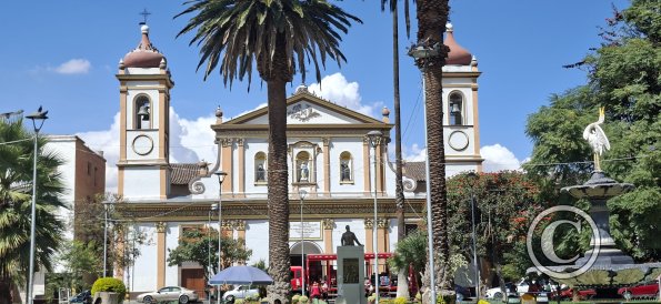 Iglesia Madre de la Divina Providencia at Plaza Cristobal Colon (4)