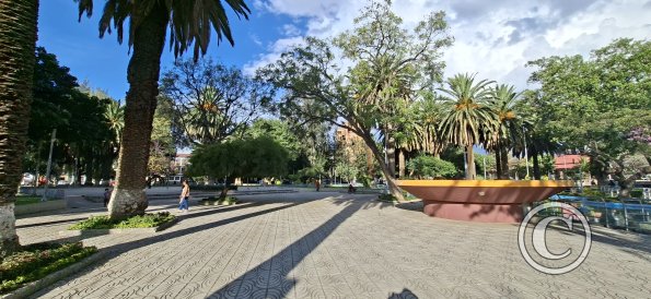 Plaza Esteban at Calle Plaza Estaban Arze and Av Aroma (7)