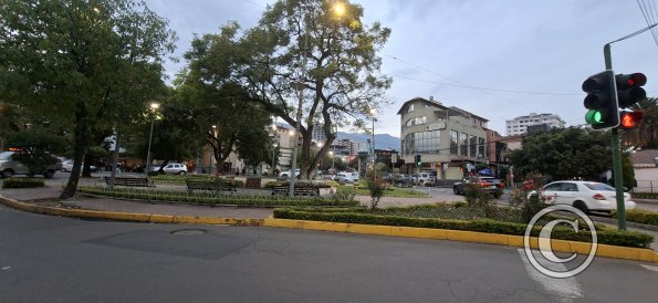 Plaza Ubaldo Anze at Calle Beni and Av Oquendo