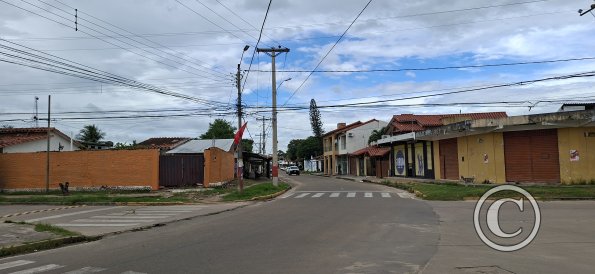 Calle 24 de Sept and Calle Oruro