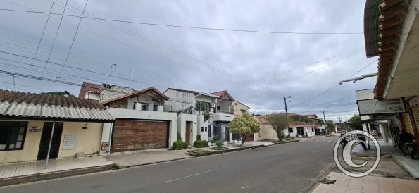 Calle Angel Mariano Cuellar and Calle Santa Cruz