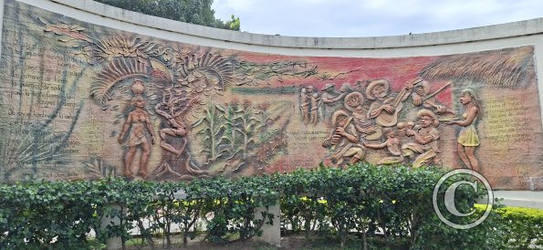 Mural, relief, in The Main Plaza (8)