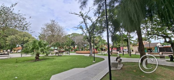 Plaza Floresta at Calle Agustin Saavedra and Calle Libertad (3)