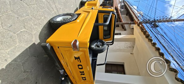 Odd Ford pickup (2)