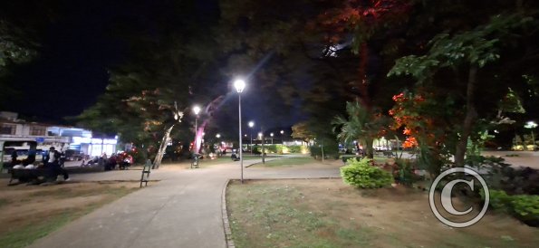 Plaza Ñuflo de Chavez at Calle Arenales and Calle Barron