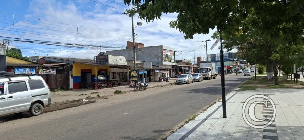 Av 25 de Mayo and Av Santa Rosita