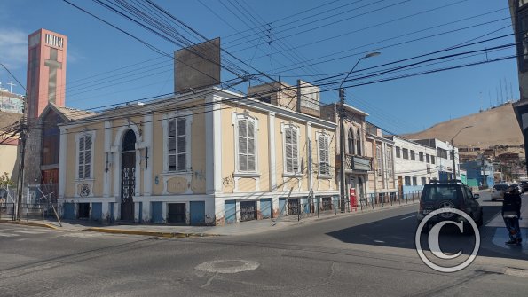 Calle 21 de Mayo y Calle Arturo Gallo