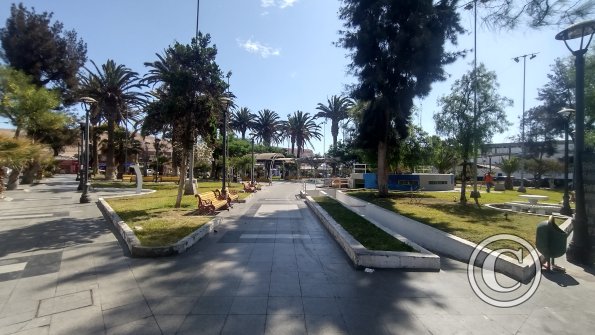 Plaza Arauco, Calle Angamos y Av. Santa Maria