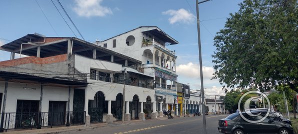 Calle 11 across from Parque Castaneda