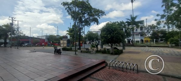 Parque Castaneda at Carrera 6 and Calle 11