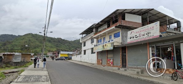 14 de Mayo and Misahualli
