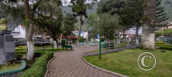 Parque Central at Thomas Halflants and Ambato (2)