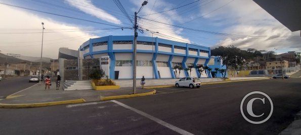 Coliseo de la Ciudad at Sucre and Chile