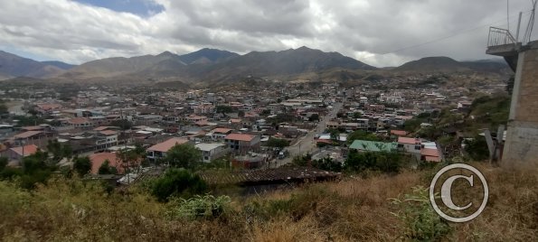 View from Barrio BuenaVista at Pichincha and Orellana