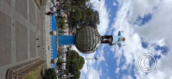 Parque 23 de Julio at Sucre and Teran