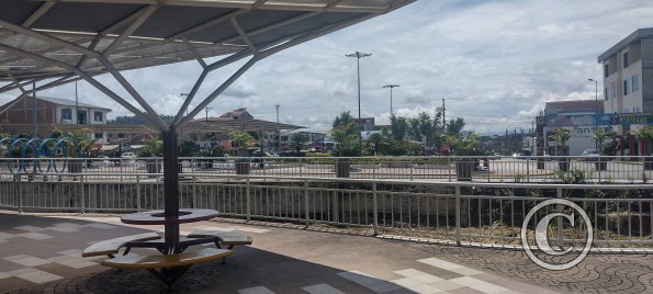 Parque La Alborada, across from the bus terminal (7)