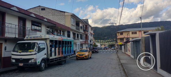 Garcia Moreno near Amazonas