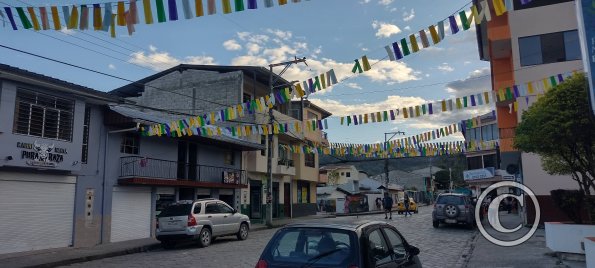 Garcia Moreno near Gonzalo Pesantez