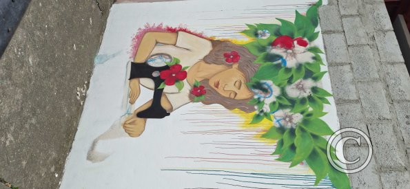 Mural on 16 de Agosto near Gonzalo Pesantez