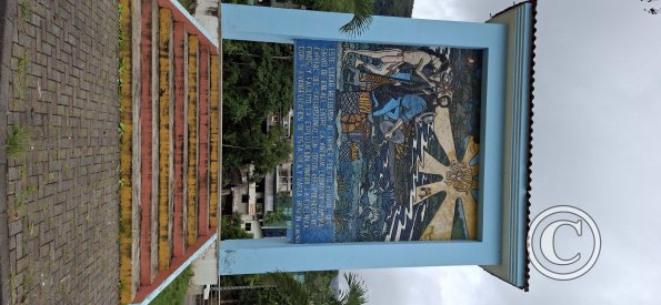 Mural on Malecon near Puete Etnia Shuar (2)