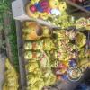 Street view, lots of ceramics (3)