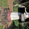 statue