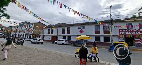 Alongside the Plaza de Armas