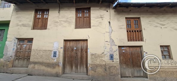 Old house on Jiron Abancay near Jiron Ramon Castilla