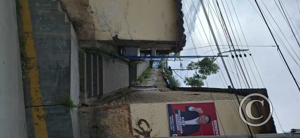 Passage at end of Av Pedro Casafranca