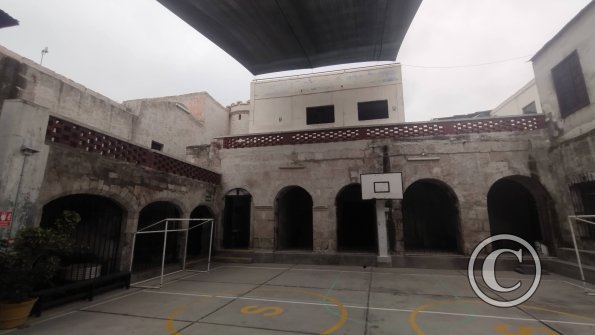 Colegio Santa María, Calle Sucre y Calle San Agustin (5)