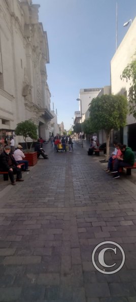 Pasaje Mercaderes near Calle Rivero