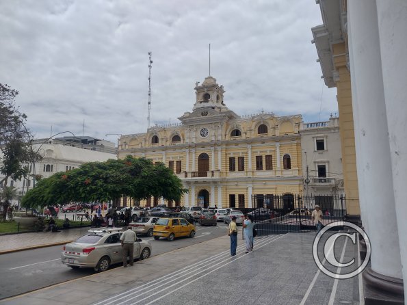 Palacio Municipal at the Plaza de Armas