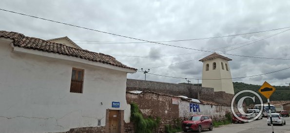 Looking at Santa Ana Bell Tower from Av Apurimac