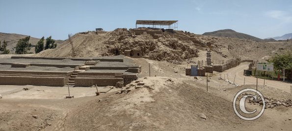 Achiological site east of town - El Castillo de Huarmey (2)