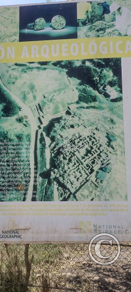 Achiological site east of town - El Castillo de Huarmey (3)