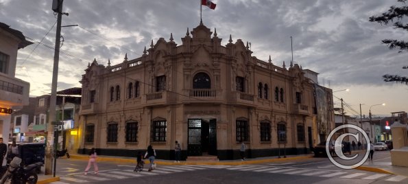 Plaza de Armas, Municipalidad Provincial, 2 de Mayo-Bolivar-8 de Octubre-Atahualpa (7)