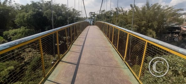 Foot bridge between Jiron Emilio Acosta y Prolongacion Independencia