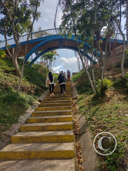 Stairs between via de Evitamiento Tahuishco y Mirador Tahuishco (6)