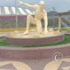 In front of the Complejo multideportivo de Amaprovi