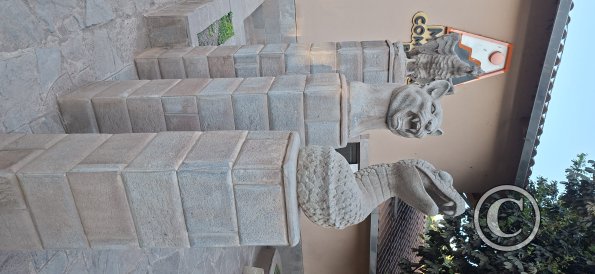Sculpures at Malecon entrance at Av Federico Zamalloa
