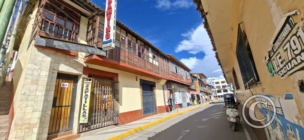 Jiron Garcilaso de la Vega and Jiron Hipolito Unanue